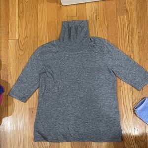 Frank Lyman Design Gray Turtleneck Sweater